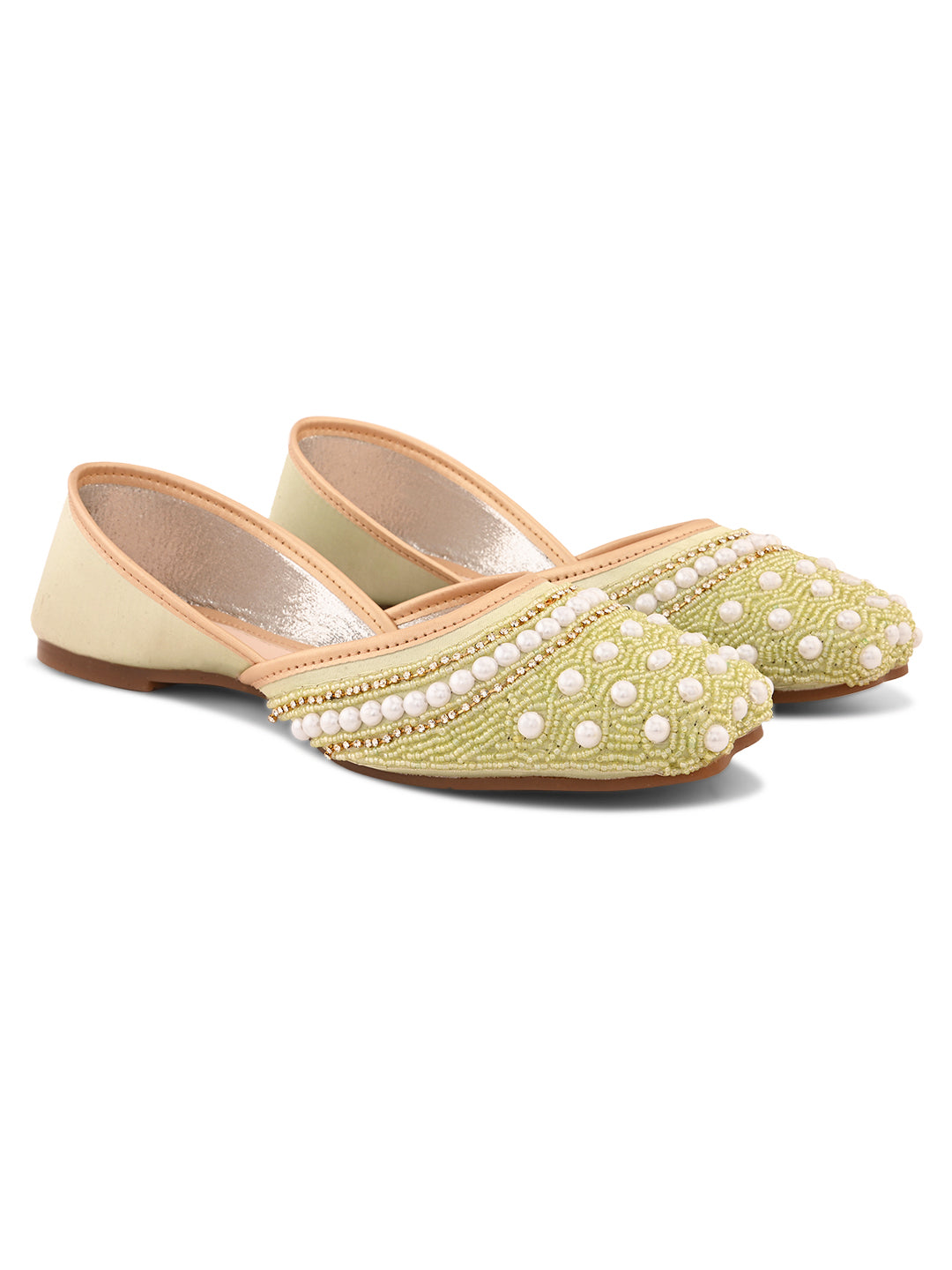 Traditional Handcrafted Punjabi juttis
