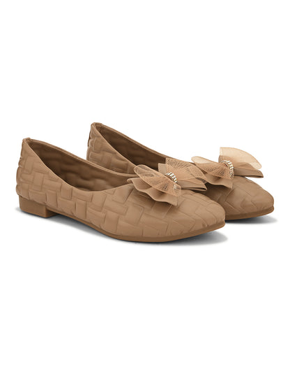 Textured Flats with Mesh Bow – Elegant Design, Comfortable Fit