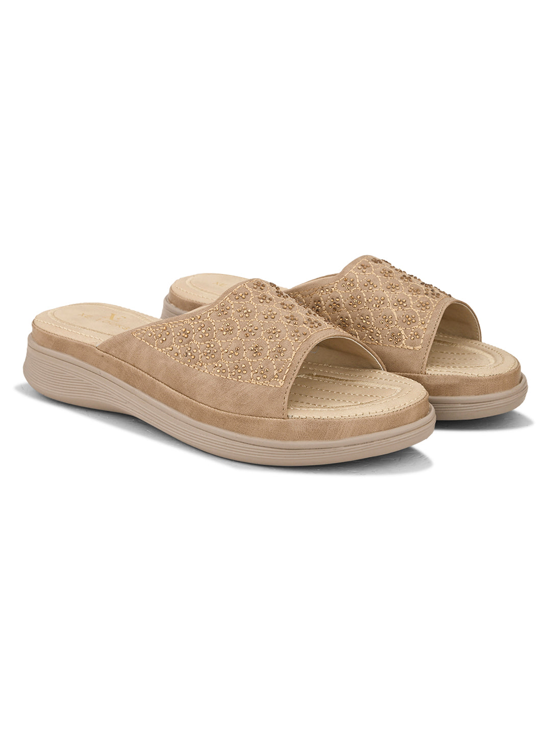 Orthopedic Features with Cushioning Doctor-Slippers