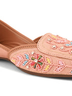 Stylish Handcrafted Punjabi Juttis