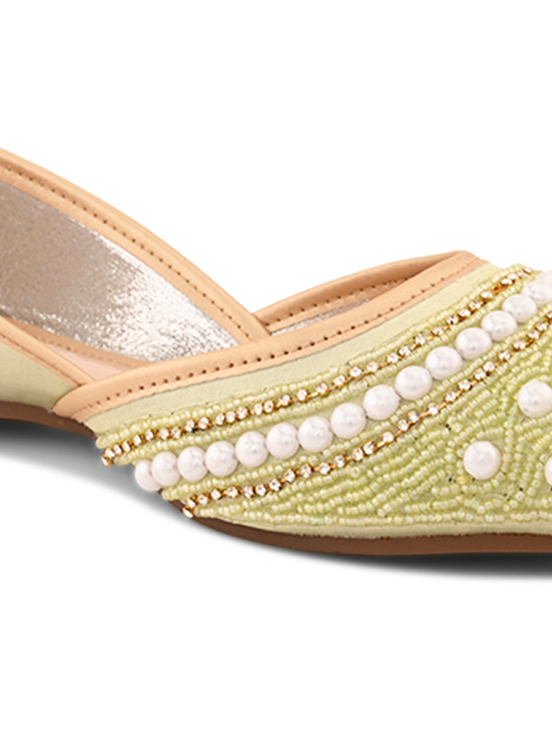 Traditional Handcrafted Punjabi juttis