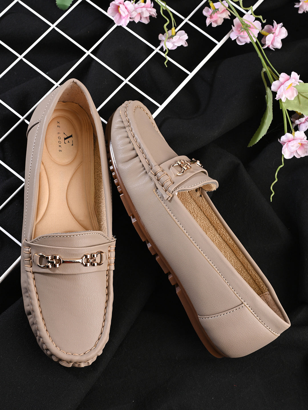 Classic Loafers with Metal Detail With Soft Insole Flats