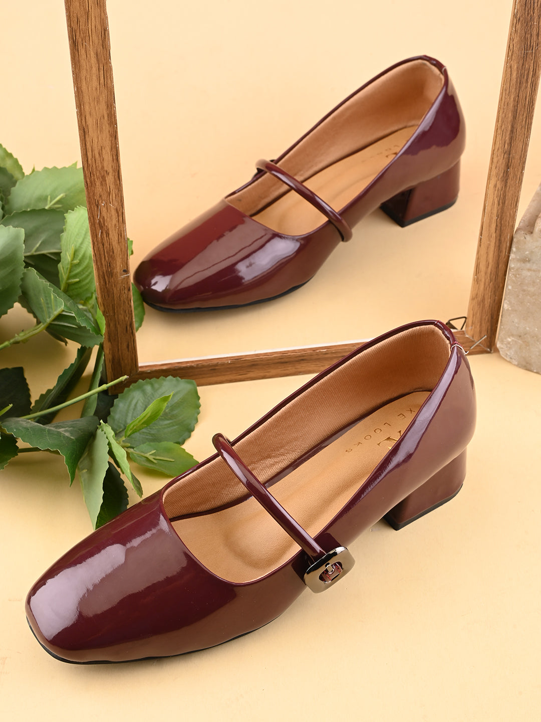 Glossy Strap Detail Cushioned Block Heel Mary Jane Pumps