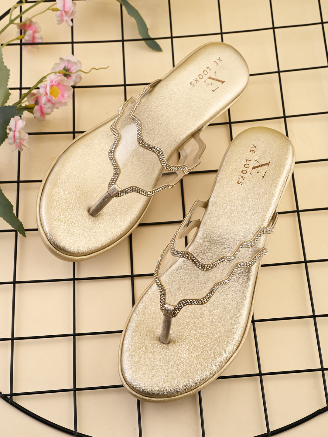 Embellished  Slip-On Sandals Wavy Strap Sandals