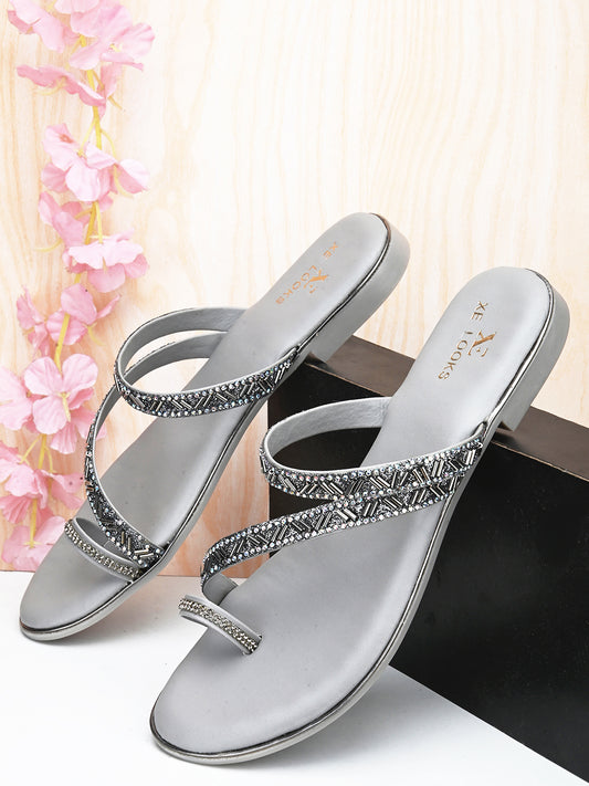 Stunning & Glamorous Siroski Design Fashion Flat Slippers