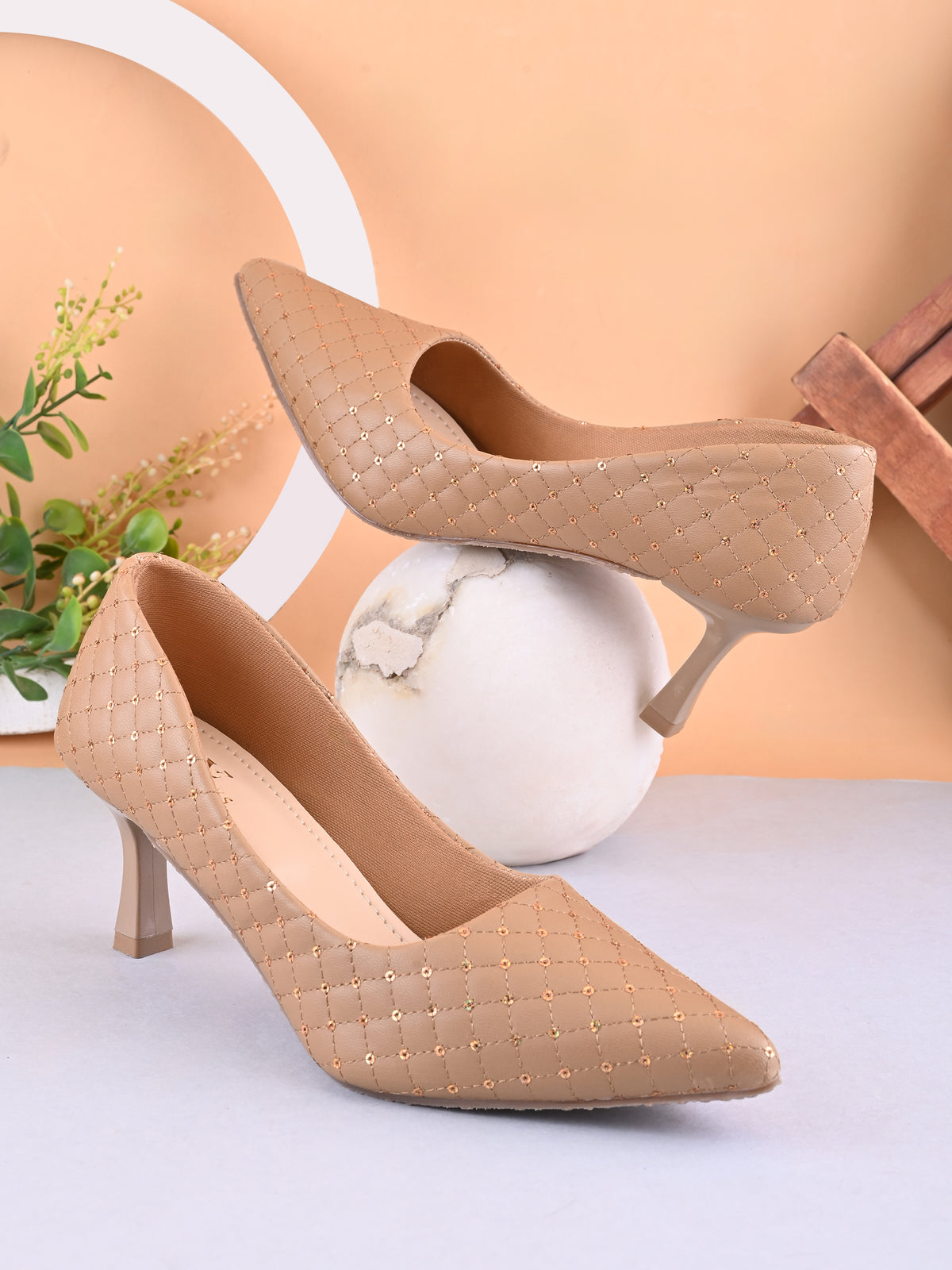 Quilted Pointed Toe Cushioned Slip-On Pumps
