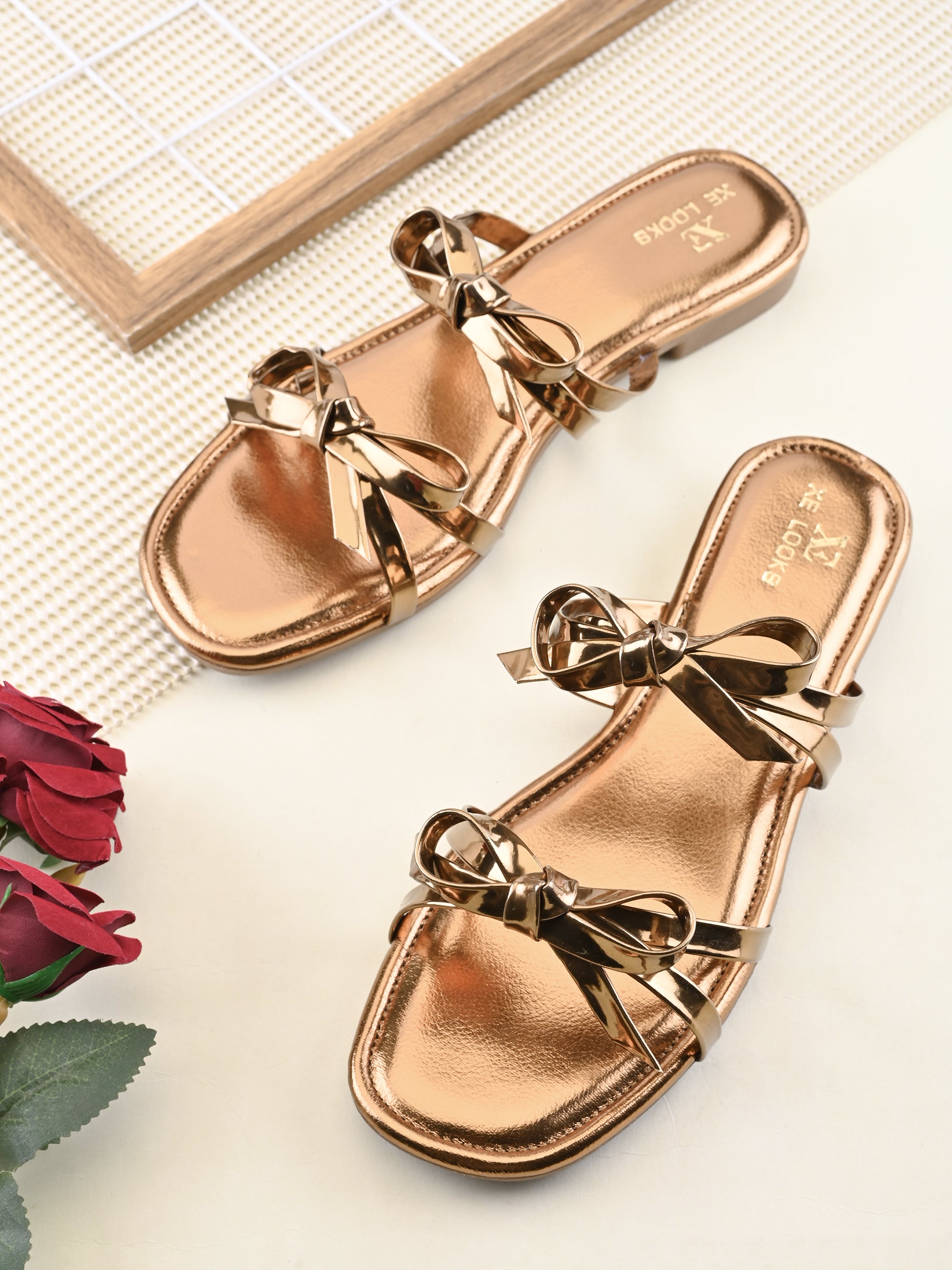 METALLIC DOUBLE BOW SQUARE TOE FLAT SANDALS