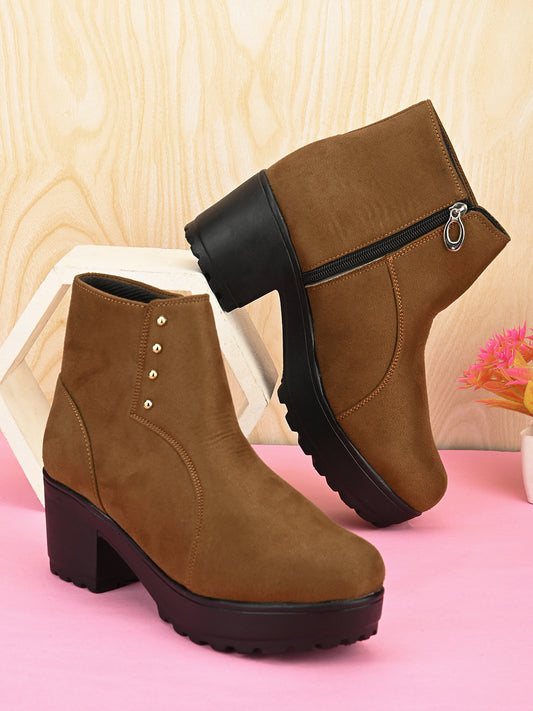 Comfortable & Fashionable Boots With Zip Closure