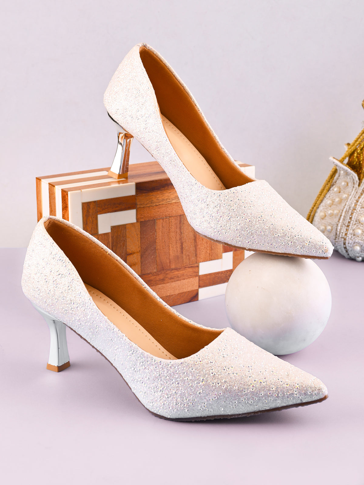 Embellished Pointed Toe Elegant Slip-On Pumps