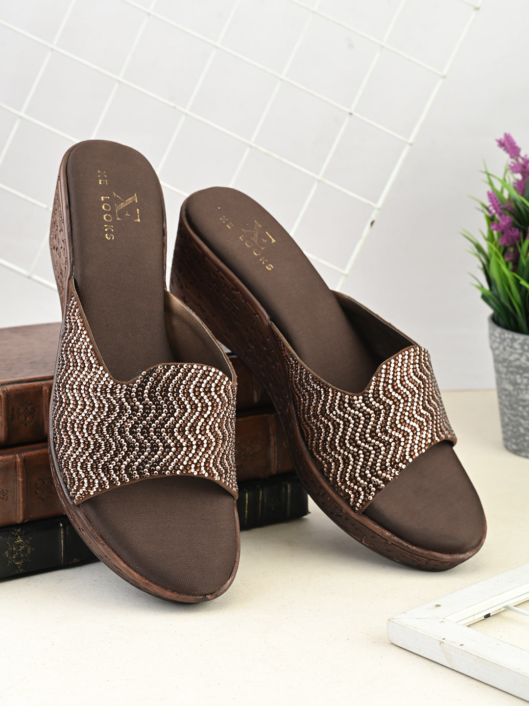 Soft & Stylish Slip-On Mule Sandals Comfort Sandals