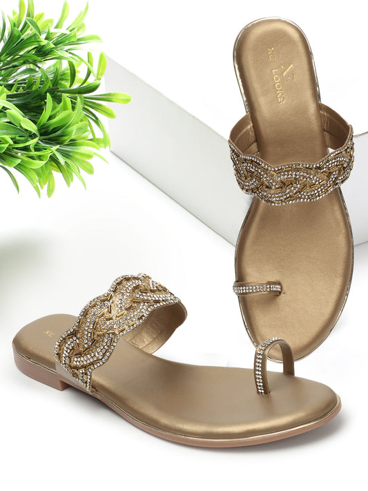 Attractive & Chic Ethnic Toe Ring Design Flat Slippers