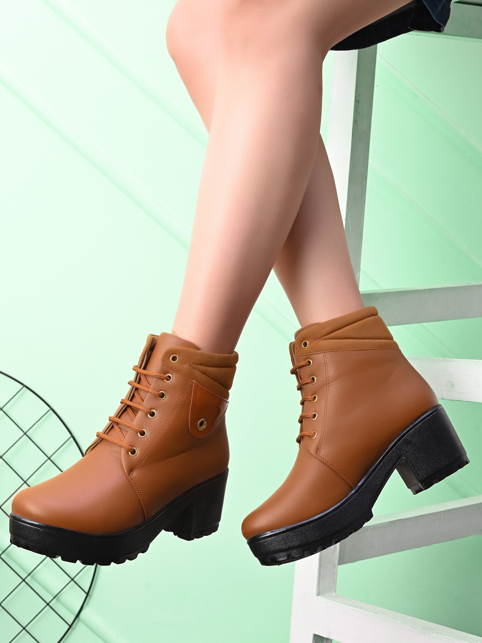 Lace-Up Pocket Detail Chunky Block Heel Ankle Boots