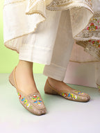Elegant Floral Embroidered Ethnic Juttis