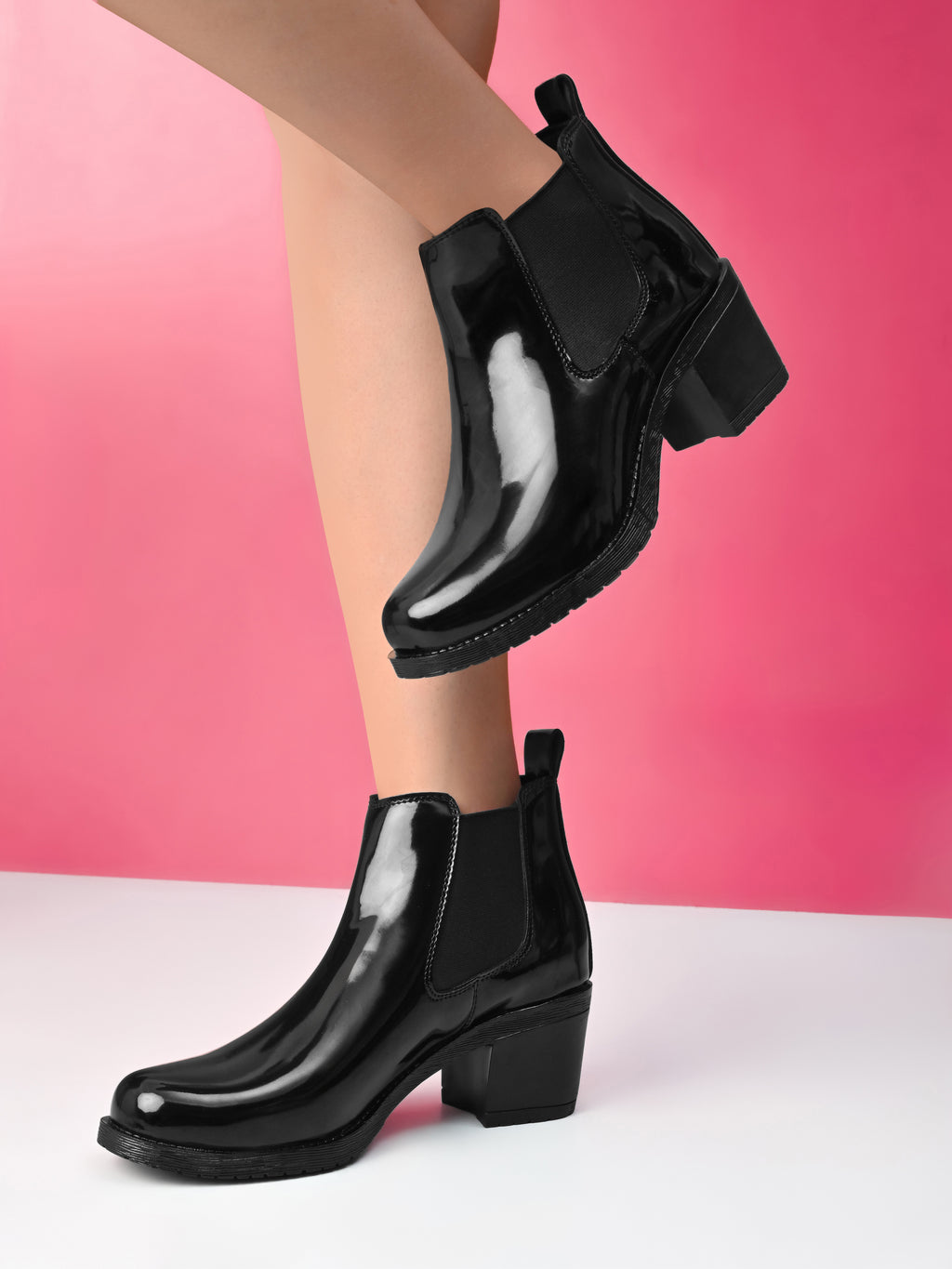 Glossy Elastic Panel Block Heel Chelsea Boots
