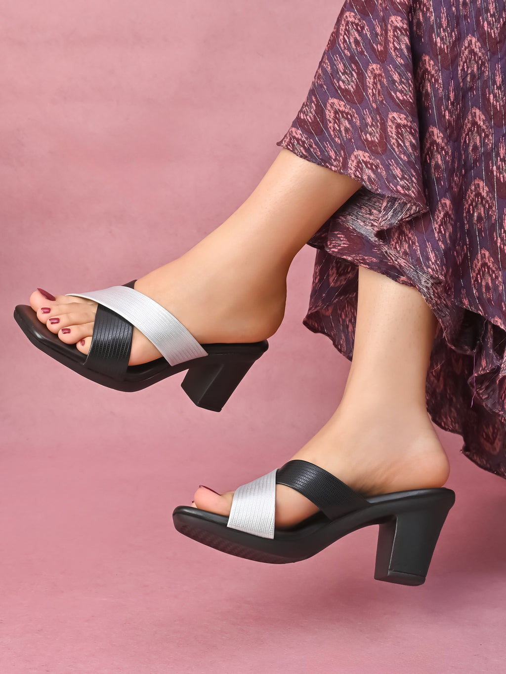 TEXTURED CROSS-STRAP SQUARE TOE BLOCK HEEL MULES