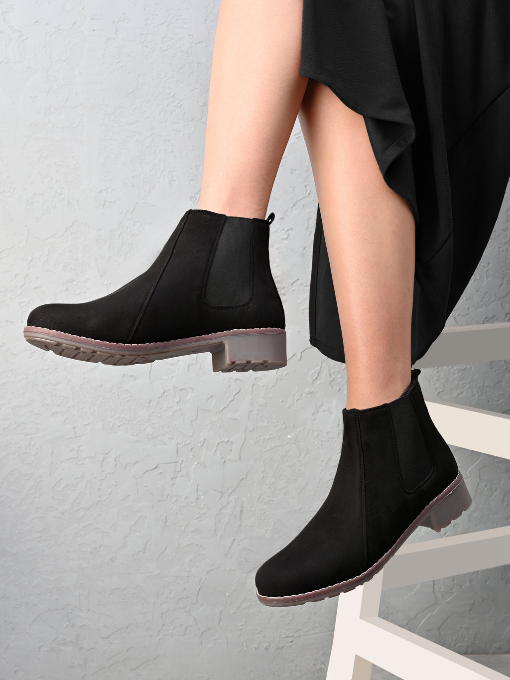 Side Elastic Cushioned Low Block Heel Ankle Boots