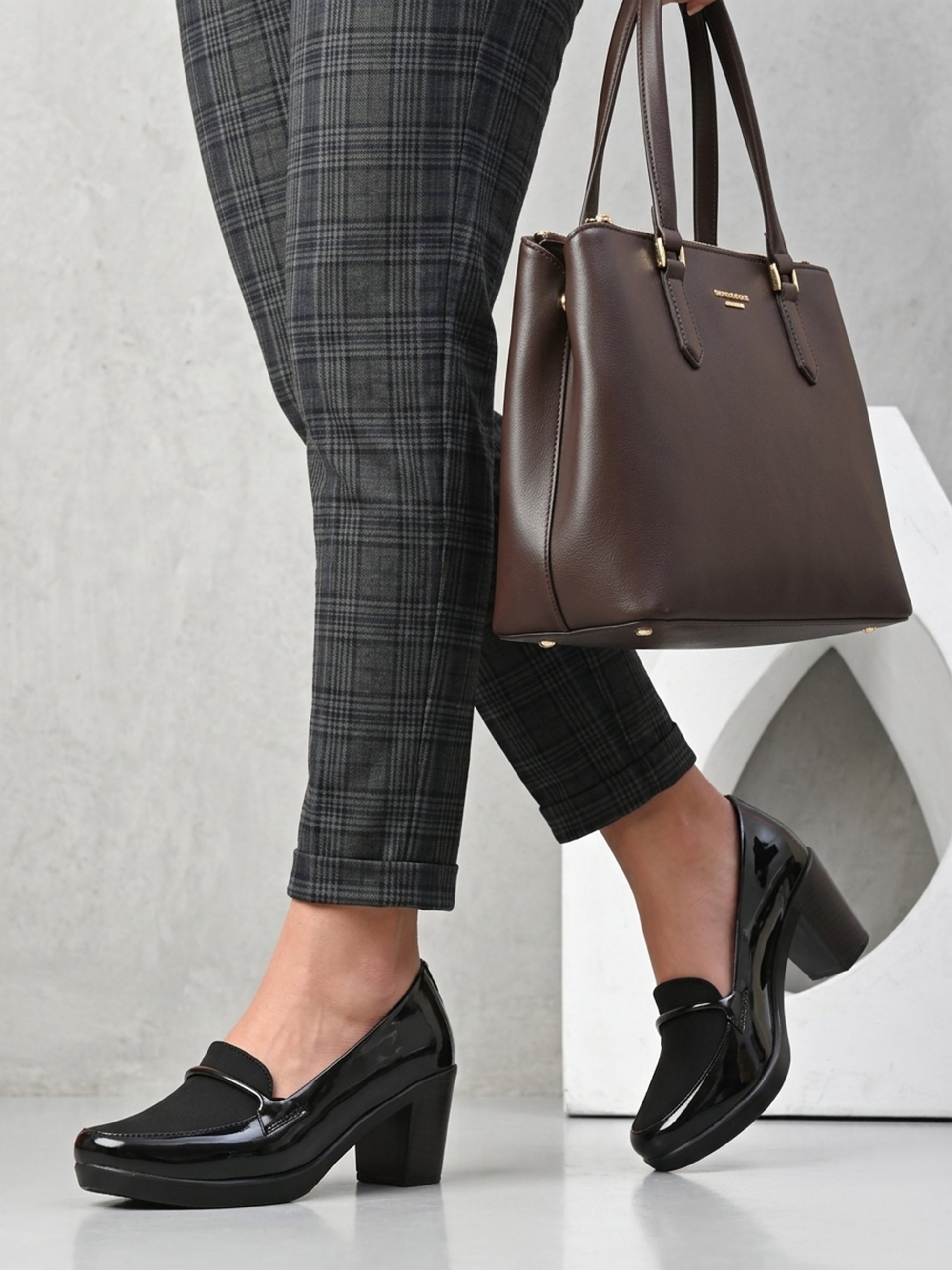 ELEGANT POINTED TOE CUSHIONED BLOCK HEEL PUMPS