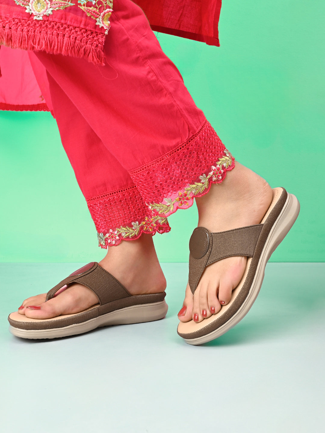 Embellishment Buckle Detail Doctor Slippers