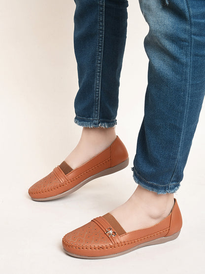 Comfortable & Trendy Slip-On Ballerians