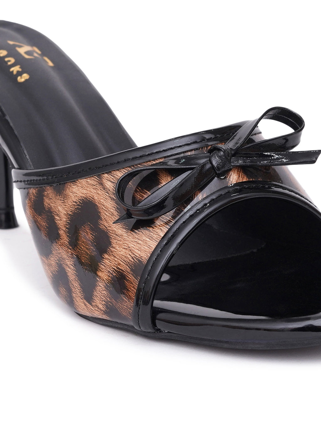 Animal Texture Bow Accent Block Heel Sandals