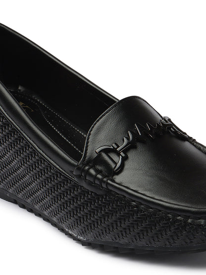 Textured Design Comfortable & Graceful Loafers With Heels
