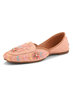 Stylish Handcrafted Punjabi Juttis
