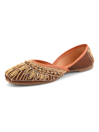 Handcrafted Traditional Design Punjabi Juttis