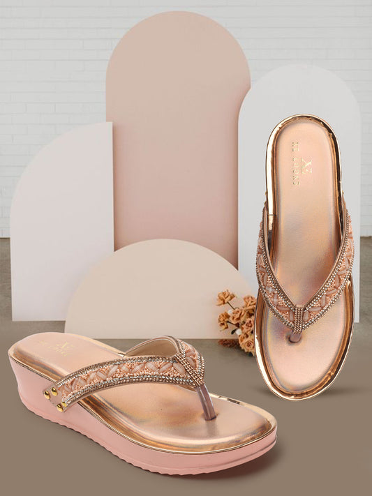 Graceful & Stunning Design Pearl Embellished Fashionable Platform Slippers