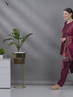 Attractive Flower Design Fancy Ethnic Punjabi Juttis