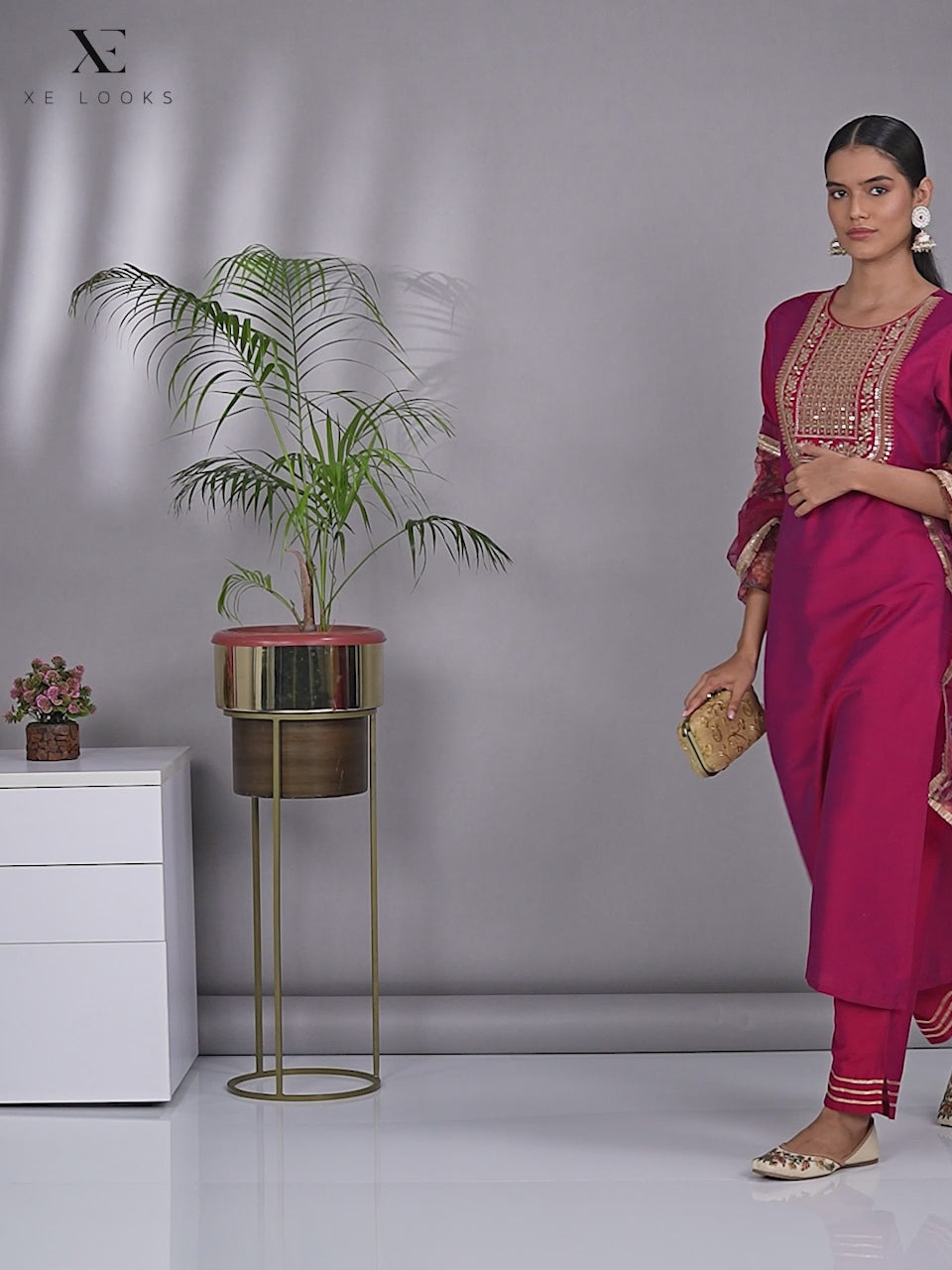 Elegant Design Comfortable & Fancy Ethnic Punjabi Juttis