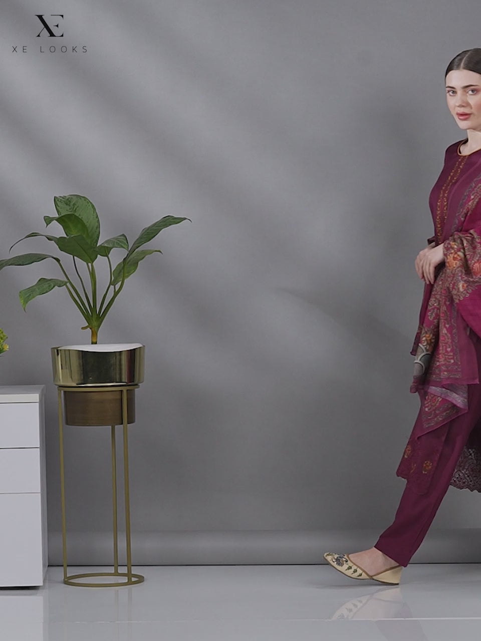 Peacock Design Comfortable Graceful & Attractive Ethnic Punjabi Juttis