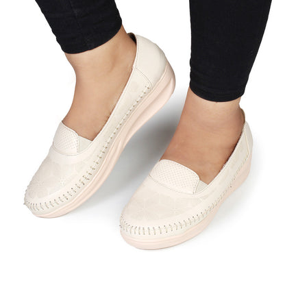 Sleek & Stylish Design Flat Ballerinas