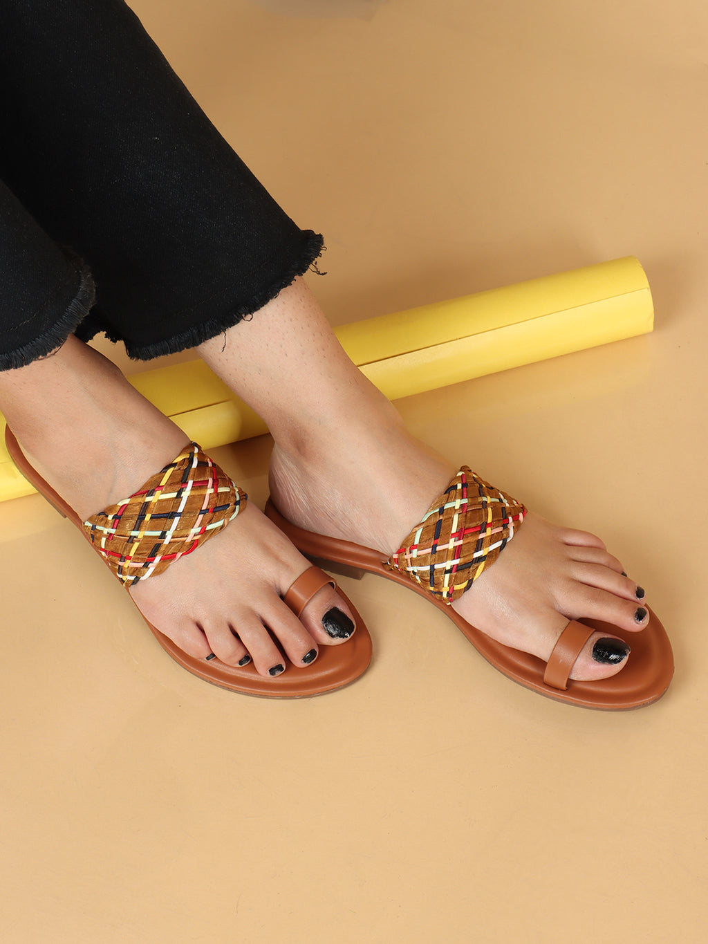 Trendy Design Modern & Comfortable Stylish Fancy Flat Slippers