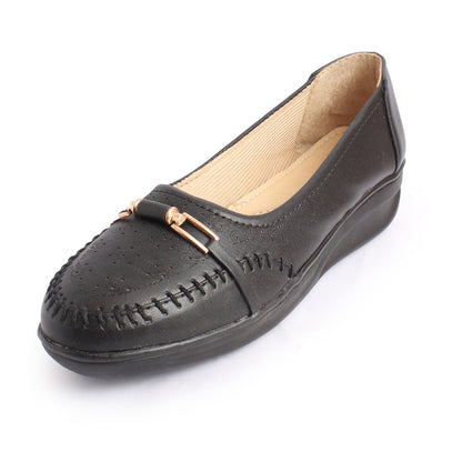 Comfortable & Alluring Buckle Design Flat Ballerinas