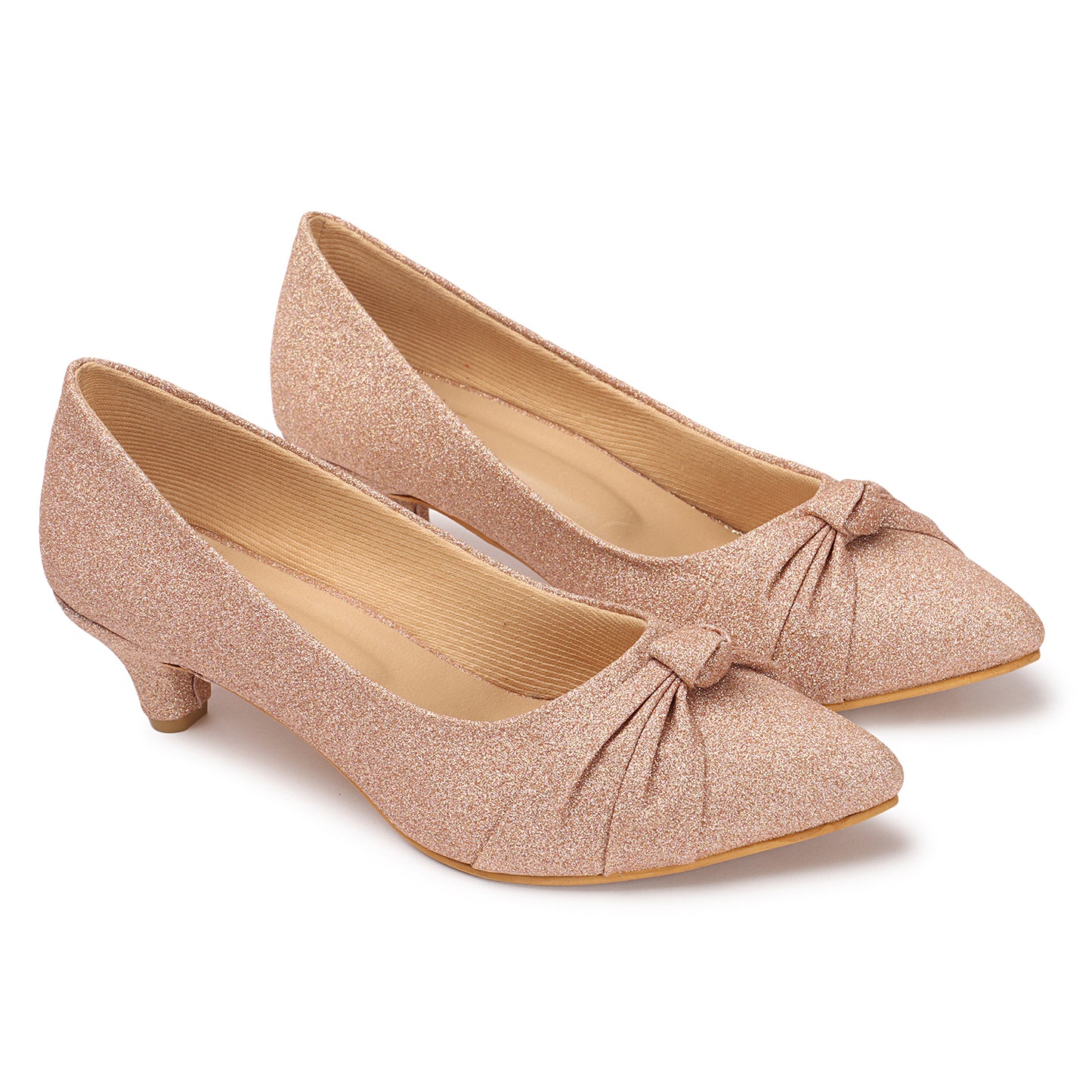 Comfortable & Chic Ballerinas With Short Heels