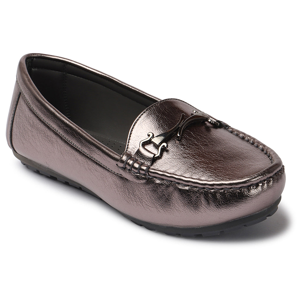 Chic & Elegant Textured Loafers With Cushioned Footbed