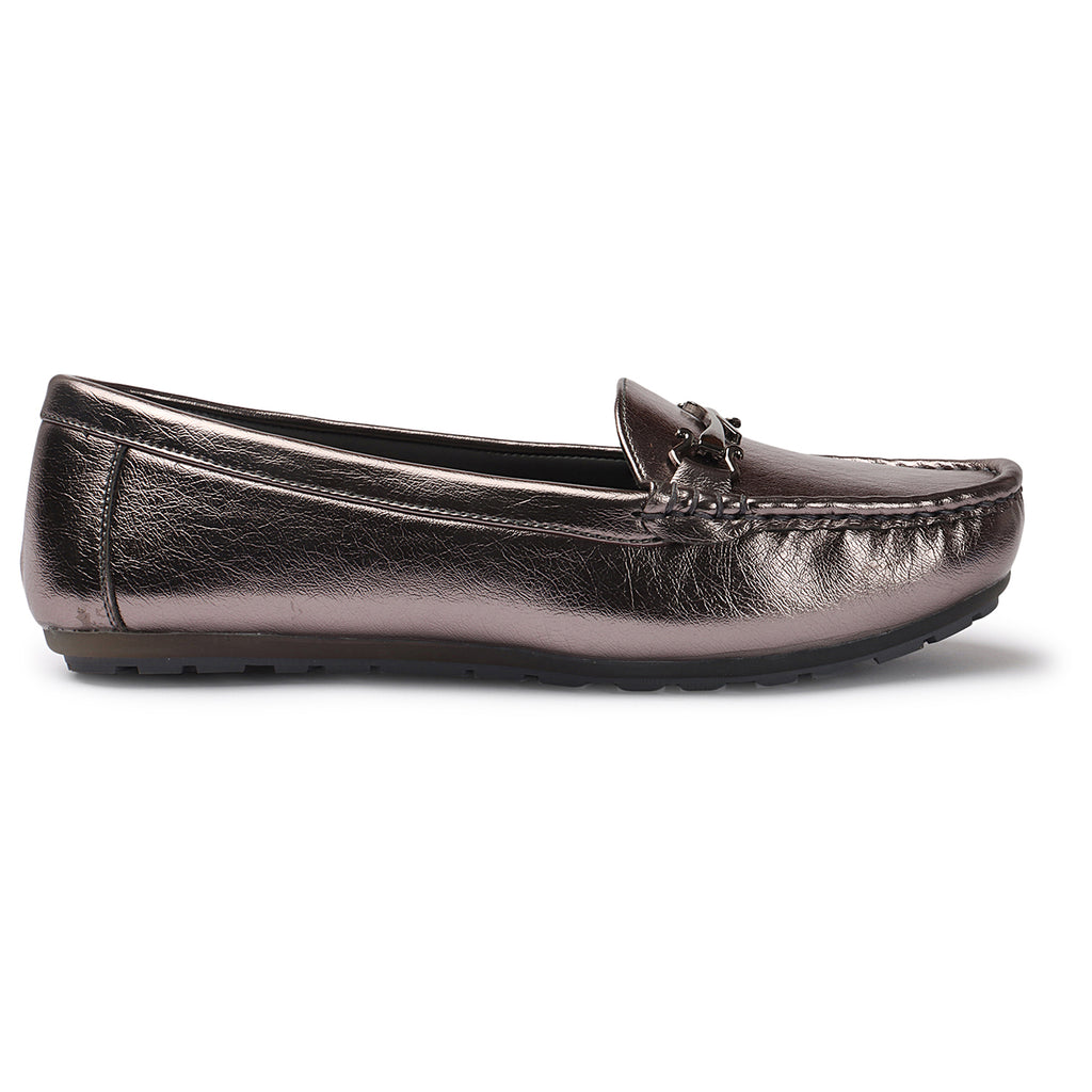Chic & Elegant Textured Loafers With Cushioned Footbed