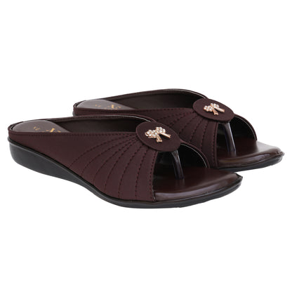 Graceful & Exotic Design Comfortable Cushion Flat Slippers