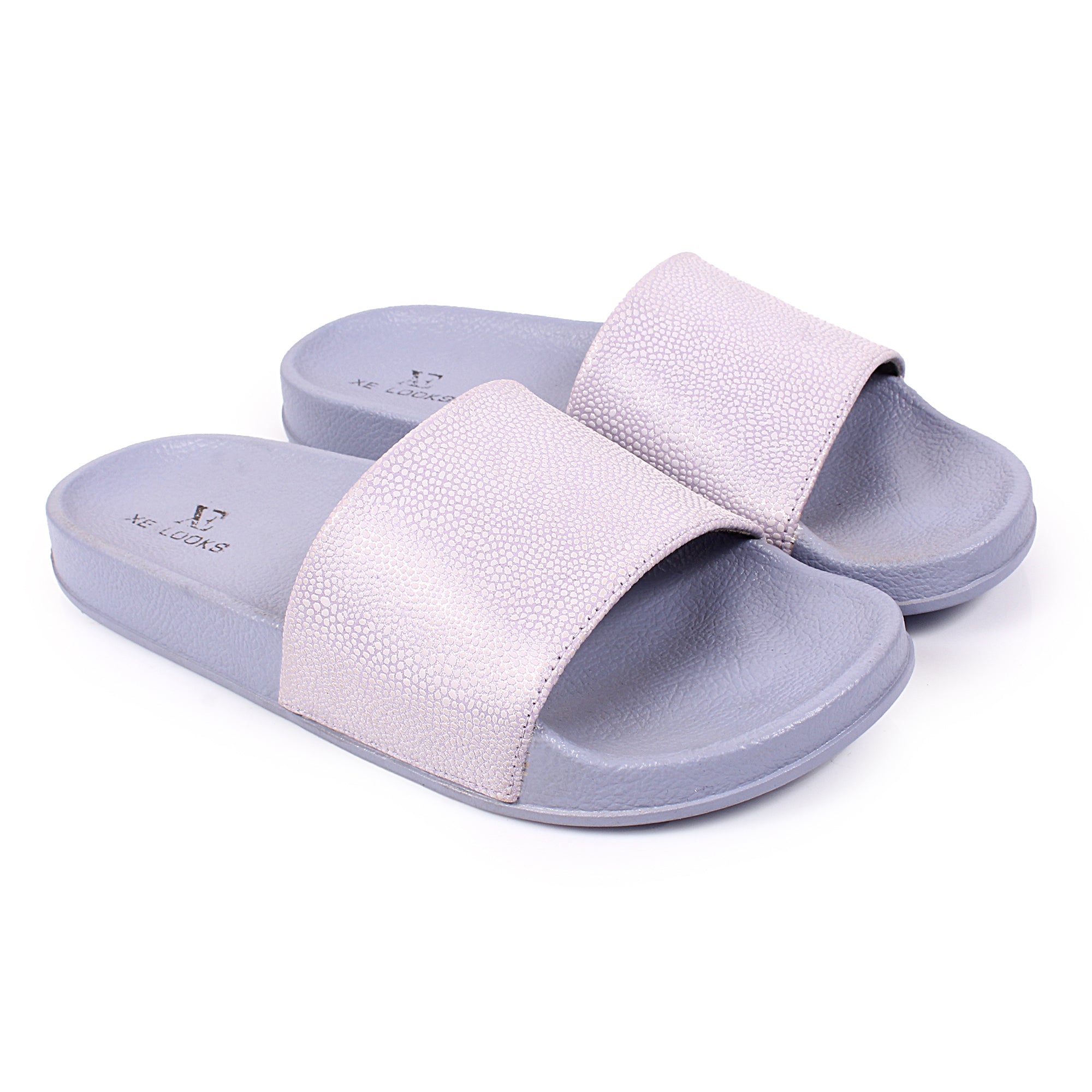 Sleek Grain Design Comfortable & Easygoing Sliders