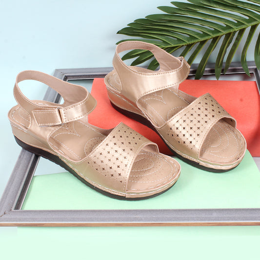 Modern & Glamorous Comfortable Adjustable Flat Sandals