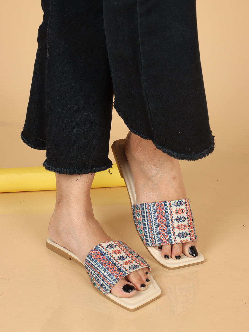 Chic Soft & Comfortable Casual Multicolor Printed Flats Slippers
