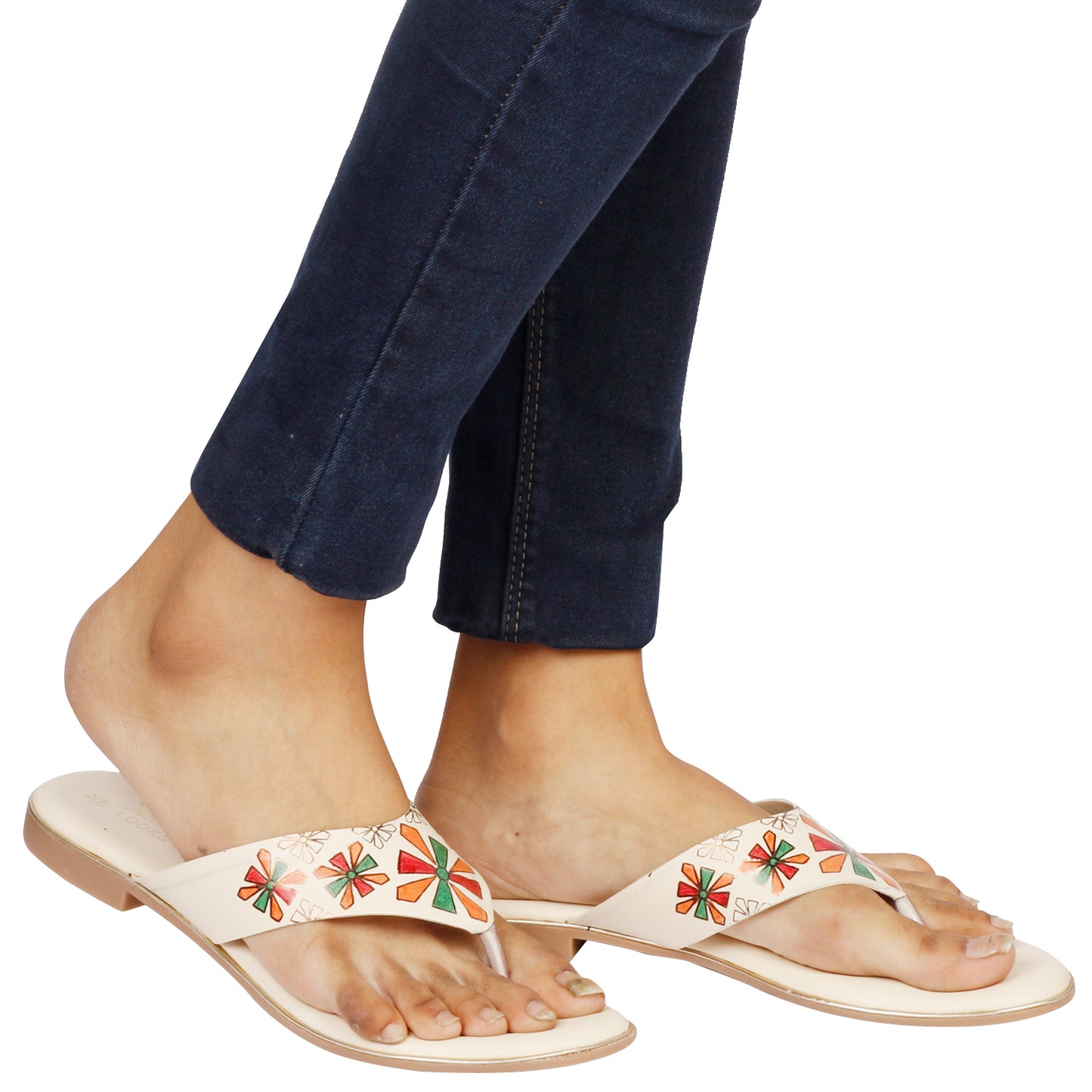 Alluring & Modern Batik Print Comfortable Flat Slippers